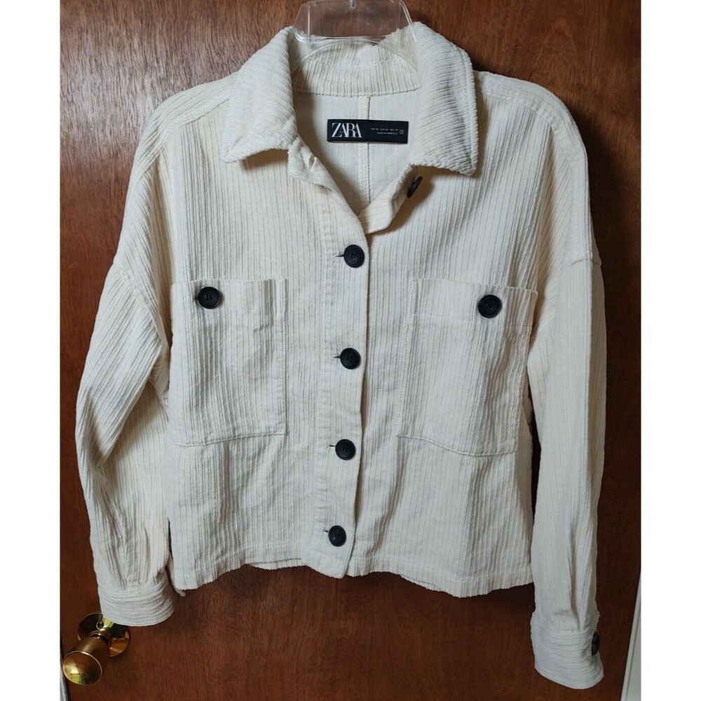 ZARA size XS ivory soft corduroy boxy button up jacket shacket front pockets